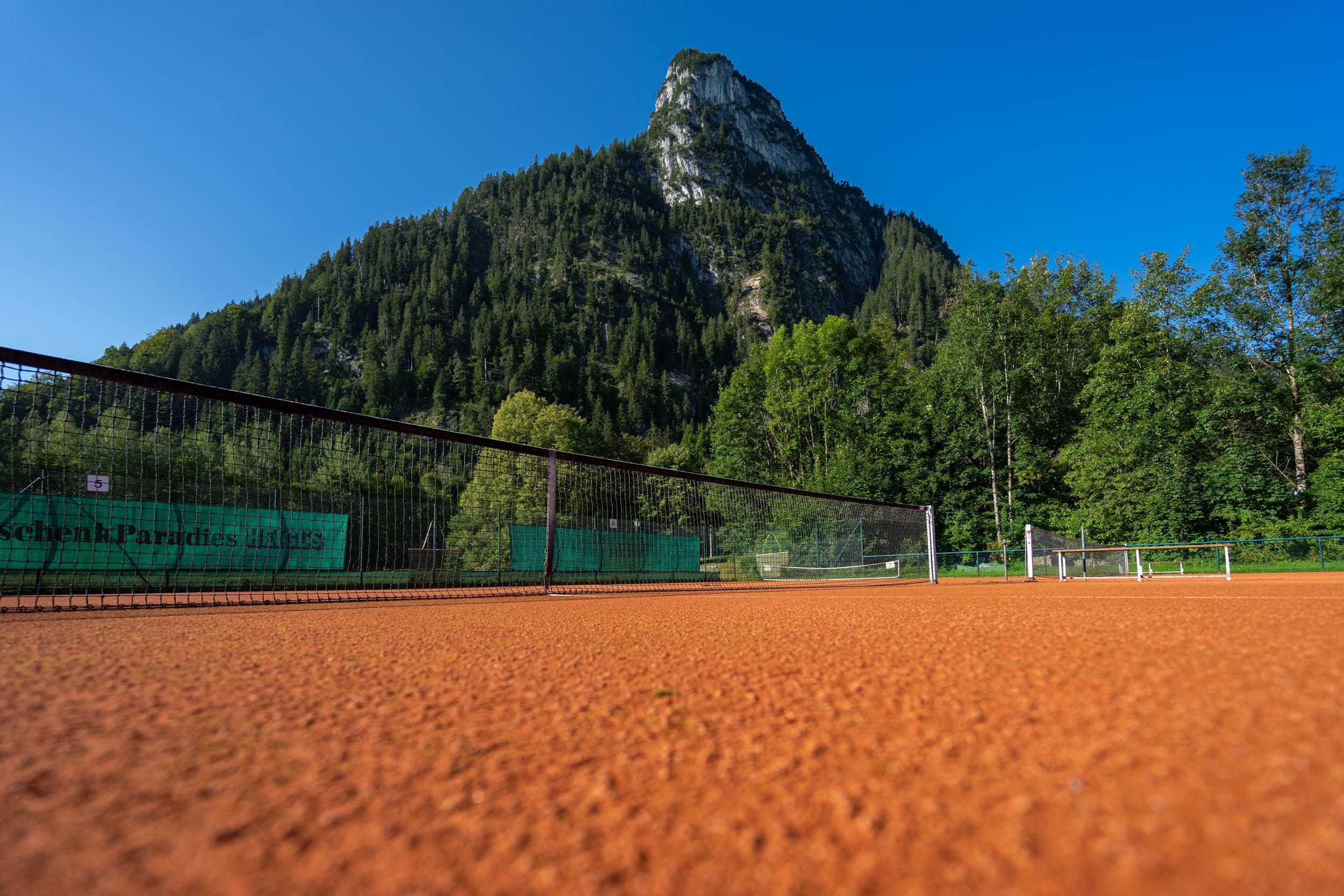 Tennisanlage am Fuße des Kofels Oberammergau