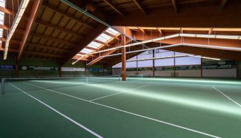 Tennis in Oberammergau in der Halle spielen